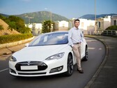 Il tipico proprietario di Tesla è un giovane ingegnere benestante (immagine: Tesla)