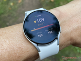 Il Galaxy Watch5 Pro potrebbe essere più resistente del Galaxy Watch4, nella foto. (Fonte: NotebookCheck)