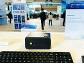 Il GMKtec EVO-T2 in mostra all'ultima Technology Innovation and Industry Ecology Conference di Intel. (Fonte: GMKtec)