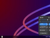 Il desktop Linux live di Oreon 10 con il pannello delle impostazioni viene mostrato 
