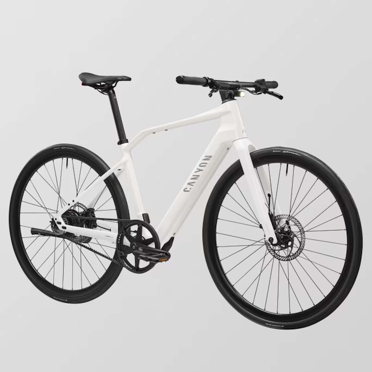 A prima vista, la bicicletta non sembra proprio una e-bike