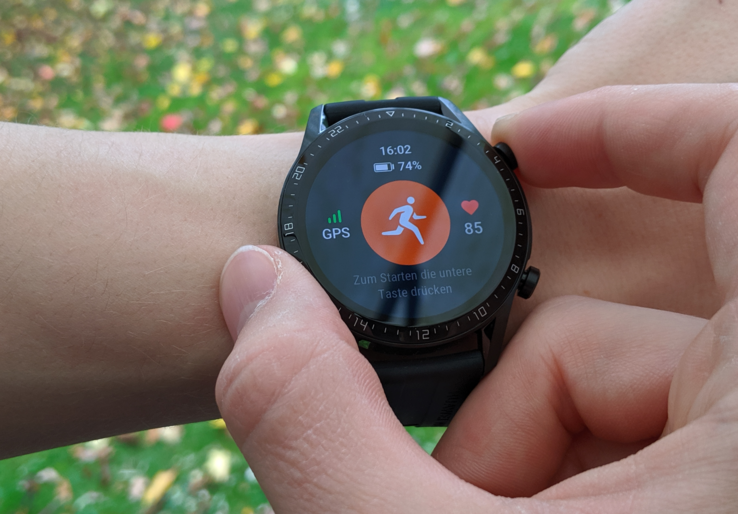 È possibile utilizzare il Watch GT 2 sia con il suo touchscreen o con due pulsanti hardware