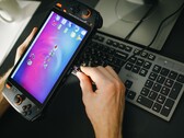 Il palmare One Xplayer Windows è un Nintendo Switch con un touchscreen con risoluzione 1600p (Fonte: One-Netbook)