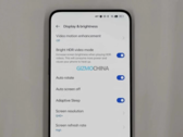 Una variante di Realme GT 2 Pro avrà una fotocamera selfie sotto il display