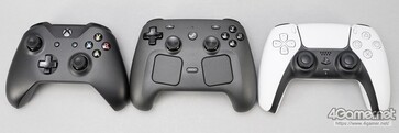 Controller Xbox Controller Steam e Sony DualSense fianco a fianco