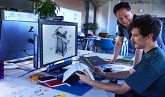 L'ultimo monitor esterno di HP è dotato di porte Thunderbolt 4 e di un pannello nero IPS. (Fonte: HP)