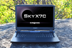 Recensione: Eurocom Sky X7C. Modello di test fornito da Eurocom
