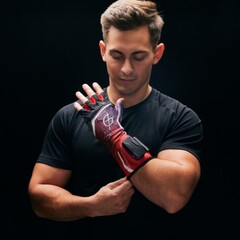 GamerTech presenta Magma Glove riscaldato per prestazioni ottimali nei videogiochi in ambienti freddi. (Fonte: GamerTech)