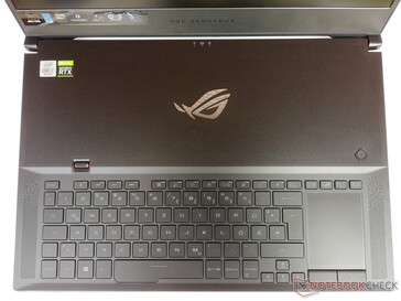 Asus ROG Zephyrus S17 - Dispositivi di Input