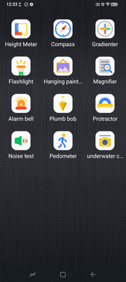 Sono disponibili strumenti come la bussola digitale, alcuni un po' stravaganti, come il misuratore di altezza. (Fonte: Sergey Tarasov - Notebookcheck)