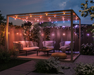 Philips Hue sta ampliando la propria gamma di luci Festavia, che comprende, tra l’altro, le luci a filo da esterno a forma di globo qui raffigurate.
