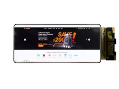 Il nuovo display AMOLED pieghevole viene fornito con una scheda driver adatta