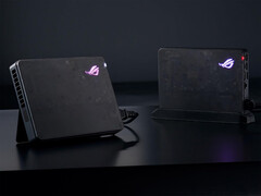 Asus include un semplice supporto con le sue eGPU ROG XG Mobile 2025. (Fonte: Asus)