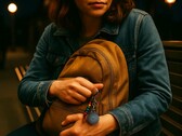 Pebblebee Clip può avvisare i suoi contatti di emergenza premendo un pulsante. (Fonte: Pebblebee)
