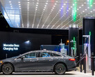 Mercedes-Benz sta combattendo contro la rete di Supercharger di Tesla, ma ha una lunga battaglia da affrontare. (Fonte: Mercedes-Benz)