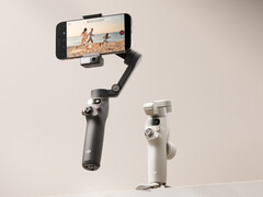 DJI dovrebbe tornare con due nuovi gimbal con fotocamera per smartphone il mese prossimo, proprio come l&#039;Osmo Mobile 7 e l&#039;Osmo Mobile 7P dello scorso anno, nella foto. (Fonte: DJI)