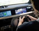 Gioco nel nuovo SUV elettrico Porsche Macan del 2026 (Fonte: Porsche)
