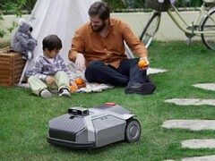 Il robot rasaerba Heisenberg LawnMeister All-in-One è ora in crowdfunding. (Fonte: Heisenberg)