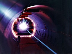 I ricercatori di Tokyo hanno sviluppato un sistema che utilizza i LED a infrarossi per trasmettere l&#039;elettricità in modalità wireless su distanze fino a 15 metri (fonte: Wiki Images / Pixabay)