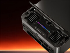 Il display ribaltabile di Machenike GTS nasconde l'illuminazione RGB e le prese d'aria di raffreddamento supplementari. (Fonte: Machenike)