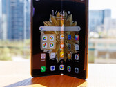 Honor ha creato il Magic V2 in quattro varianti di colore. (Fonte: NotebookCheck)