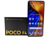 F4 o X4 GT: smartphone di fascia media Poco a confronto