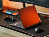 Recensione del laptop Lenovo Legion Slim 5 14APH8: punto di forza dell'OLED a 120 Hz e 2,8K