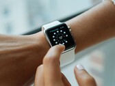 Apple consegnerà il Watch Series 7 questo mese, problemi di produzione a parte. (Fonte: Luke Chesser)