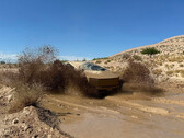 Tesla ha condiviso le immagini del Cybertruck alle prese con emozionanti test off-road. (Fonte: Tesla su Twitter)