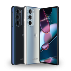 Motorola vende l&#039;Edge 30 Pro nei colori Cosmos Blue e Stardust White. (Fonte: Motorola)