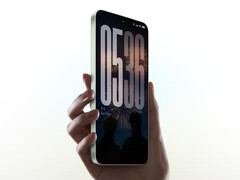 Si ritiene che Xiaomi abbia sviluppato due nuove ammiraglie compatte per la serie Xiaomi 16, Xiaomi 15 nella foto. (Fonte: Xiaomi)