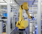 Robot della fabbrica di batterie a lama FinDreams (immagine: BYD)