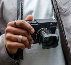 La Leica M11 non ha una piastra di base tradizionale