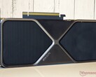 I 24 GB di VRAM della RTX 5090 mobile possono aiutarla a superare la RTX 5070 desktop a risoluzioni e impostazioni grafiche più elevate (fonte: Notebookcheck)