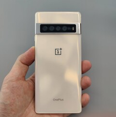 Concetto di OnePlus 7 trapelato. (Fonte: Industrial Designer-Haoran)