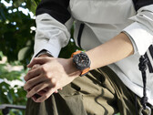 I primi aggiornamenti di Samsung per Galaxy Watch7 e Galaxy Watch Ultra potrebbero richiedere alcuni giorni per essere disponibili a livello globale. (Fonte immagine: Samsung)