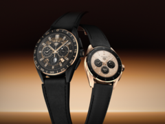 Gli smartwatch TAG Heuer Connected Calibre E4 Golden Bright e Bright Black Edition. (Fonte: TAG Heuer)