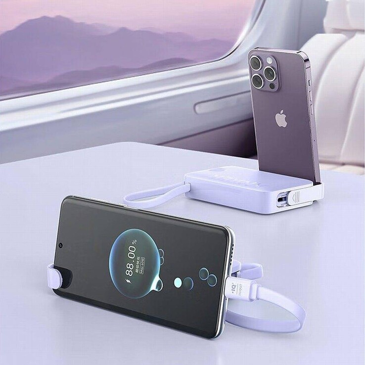 Anker ha lanciato in Cina la Power Bank 335 (PowerCore 20K, con cavo USB-C integrato). (Fonte: Anker)