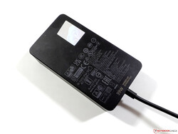 caricabatterie da 39 Watt senza la connessione USB-A aggiuntiva