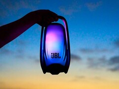 Il JBL Pulse 6 è attualmente disponibile in Cina e negli Stati Uniti.