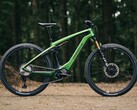 La Porsche eBike Cross Performance EXC 2023 è una collaborazione tra lo Studio F.A. Porsche e Rotwild. (Fonte: Porsche)