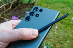 Samsung ha iniziato a distribuire un nuovo aggiornamento incentrato sulla fotocamera per la serie Galaxy S23. (Fonte: NotebookCheck)