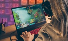 L'AMD Ryzen 7 6800U porta con sé una iGPU Radeon 680M adatta ai giochi. (Fonte: AMD - modifica)