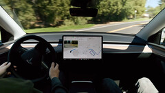 L'FSD costa ora 8.000 dollari (immagine: Tesla)