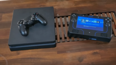 Il modder crea una PS4 portatile funzionale con un'autonomia di 90 minuti (Fonte: Restore Technique)