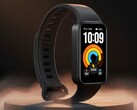 Lo Xiaomi Smart Band 11 Active presenta una cassa leggermente più ampia e dagli spigoli più marcati rispetto al modello precedente.
