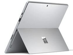 Microsoft Surface Pro 7, ancora senza USB Type-C