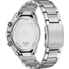 Fondello del Citizen World Chronograph A.T. AT8260-85X con Eco-Drive e indicazioni relative al movimento H800, montato su un bracciale in acciaio inossidabile.