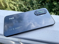 Lo Xiaomi Poco F7 ha una fotocamera principale da 50 MP e una fotocamera ultra-grandangolare da 8 MP. (Fonte: Notebookcheck)