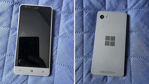 Il telefono, non ancora lanciato sul mercato, è dotato di tasti capacitivi e di una singola fotocamera posteriore.